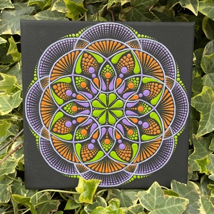 Lila-zöld-narancs színű pontozott mandala, Otthon & Életmód, Dekoráció, Spiritualitás, Mandala, Festészet, MESKA