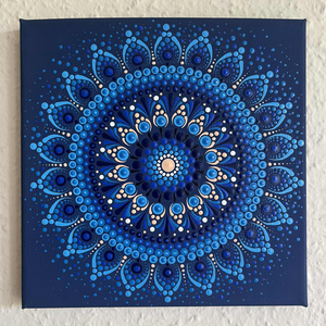 Kék színű pontozott mandala - Meska.hu