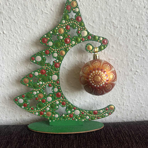 Pontozott karácsonyfa gömbbel - Meska.hu