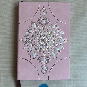 Mandalás jegyzetfüzet - barackszín, Otthon & Életmód, Papír, írószer, Jegyzetfüzet & Napló, Festészet, MESKA
