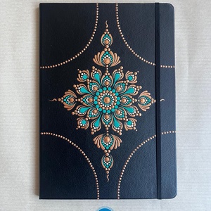 Mandalás jegyzetfüzet - fekete - otthon & életmód - papír, írószer - jegyzetfüzet & napló - Meska.hu