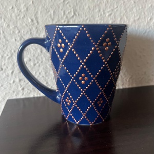 Sötétkék pontozott mintás bögre - otthon & életmód - konyhafelszerelés, tálalás - tálalás - teás- és kávés pohár, készlet - Meska.hu