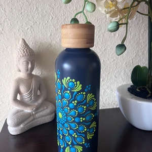  Sötétkék fém kulacs színes pontozott mandalával - otthon & életmód - konyhafelszerelés, tálalás - italos kellékek - kulacsok - Meska.hu