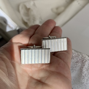 Különleges egyedi retro fém mandzsettagomb a '60-as '70-es évekből, elegáns ajándéktárgy férfinak - ékszer - mandzsettagomb és nyakkendőtű - Meska.hu