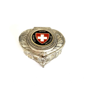 Svájc fém doboz, ékszeresdoboz, fém ékszeres doboz, dobozka, ládika, svájci láda, kis szelence, gyűrű tartó láda - ékszer - ékszertartó - ékszerdoboz - Meska.hu