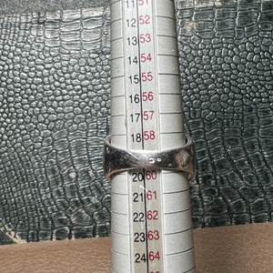 Ródiumos ezüst gyűrű cirkon kövekkel, 925 ezüst ékszer, cirkónia köves gyűrű mérete 59 mm körmér - ékszer - gyűrű - statement gyűrű - Meska.hu