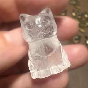 Hegyikristály cica, kézzel faragott 3 cm -es drágakő macska, faragott ásvány cica gyógyhatással! - otthon & életmód - kisállatoknak - cicáknak & macskáknak - Meska.hu