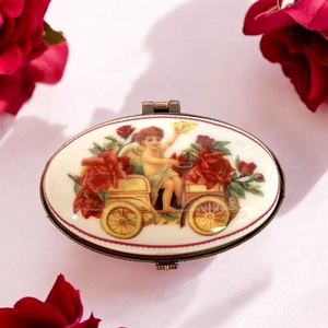 Porcelán dobozka, ékszeresdoboz, porcelán ékszeres doboz, dobozka, ládika, virágos láda, kis szelence, gyűrű tartó láda, Ékszer, Ékszertartó, Ékszerdoboz, Festett tárgyak, MESKA