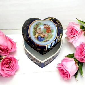 Kézi festett finom Porcelán doboz ékszeresdoboz, porcelán ékszeres doboz, dobozka ládika, kis szelence, gyűrű tartó box, Ékszer, Ékszertartó, Ékszerdoboz, Festett tárgyak, MESKA