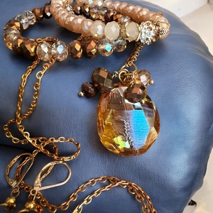 Vintage Swarovski kristály ékszer készlet: 2 karkötő, fülbevaló, hosszú réz nyaklánc ékszer szet - ékszer - ékszerszett - Meska.hu