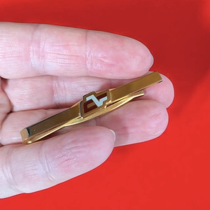 Nyakkendőtű, különleges egyedi retro fém nyakkendő tű a '60-as '70-es évekből, elegáns férfi ajándék, nyakkendő csipesz, Ékszer, Mandzsettagomb és Nyakkendőtű, Ékszerkészítés, MESKA