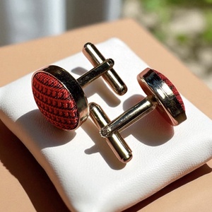 Elegáns selyemmel bevont vintage acél mandzsettagomb a '80-as évekből, mandzsetta, férfi ajándék mandzsetta gomb uraknak - ékszer - mandzsettagomb és nyakkendőtű - Meska.hu