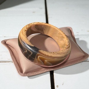 Vintage akryl karperec, 1980-as évekből karkötő, retro színes karperec, kézműves karkötő ékszer  - ékszer - karkötő - karperec - Meska.hu