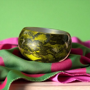 1 db Vintage akryl karperec, 1980-as évekből karkötő, retro színes karperec, kézműves karkötő ékszer  - ékszer - karkötő - karperec - Meska.hu