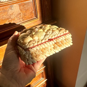 Ékszeresdoboz, kagylós doboz, fa ékszeres doboz, dobozka, ládika, virágos láda, kis szelence, ékszer tartó láda, Ékszer, Ékszertartó, Ékszerdoboz, Festett tárgyak, Famegmunkálás, MESKA