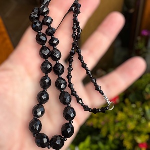 Fekete Olasz üveggyöngy egyedi vintage nyaklánc 1990-es évekből, hibátlan minőségi ékszer nyakék - ékszer - nyaklánc - bogyós nyaklánc - Meska.hu