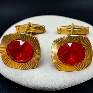 Régi  Aranyozott mandzsetták, egyedi retro fém mandzsettagomb a '60-as '70-es évekből, elegáns ajándéktárgy férfinak!  - ékszer - mandzsettagomb - Meska.hu