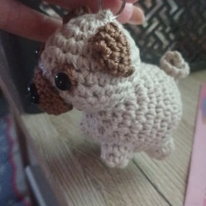 Horgolt Mopsz Kulcstartó - Meska.hu