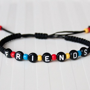 Fonott makramé karkötő - Friends - Jó barátok, Ékszer, Karkötő, Fonott karkötő, Csomózás, MESKA