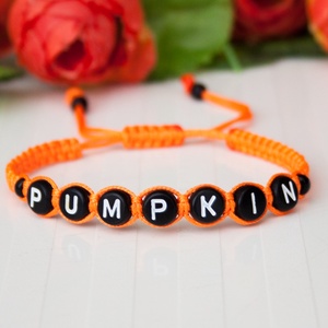 Fonott makramé karkötő - Halloween Pumpkin fekete/narancssárga, Otthon & Életmód, Dekoráció, Halloween, Halloweeni ékszerek, Csomózás, MESKA