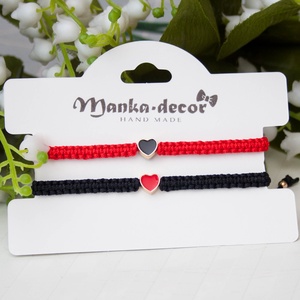 Páros karkötő, szerelem karkötő pároknak fonott makramé karkötő - Piros/fekete szívecskés - ékszer - karkötő - fonott karkötő - Meska.hu