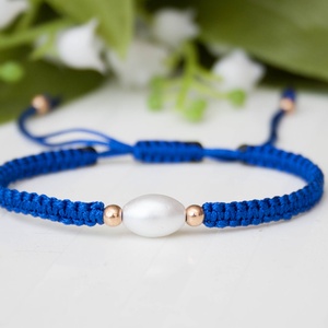 Fonott makramé karkötő - Gyöngyökkel sötétkék, Ékszer, Karkötő, Fonott karkötő, Csomózás, MESKA