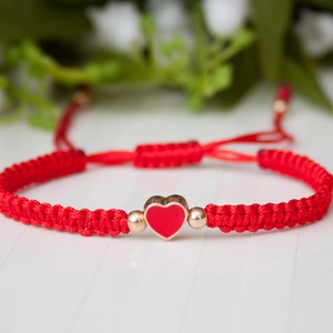 Fonott makramé karkötő - Piros szívecskés, Ékszer, Karkötő, Fonott karkötő, Csomózás, MESKA