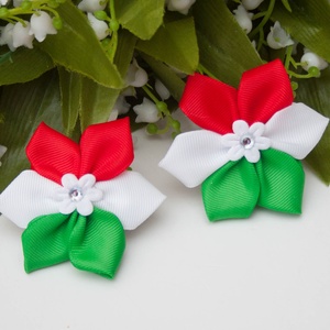 Nemzeti színű masnis hajcsat virág formájú - piros/fehér/zöld, Ruha & Divat, Hajdísz & Hajcsat, Hajcsat & Hajtű, Mindenmás, Varrás, MESKA