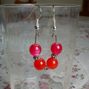 Íves fülbevaló piros és rózsaszín gyönggyel, valamint tibeti ezüsttel, Ékszer, Fülbevaló, Lógó fülbevaló, Ékszerkészítés, MESKA