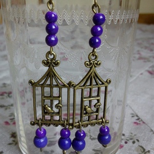 Fülbevaló: bronz madárkalitka lila gyöngyökkel - Meska.hu