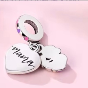 Ezüst függő charm � szív medállal, anya, mama - ékszer - karkötő - charm karkötő - Meska.hu