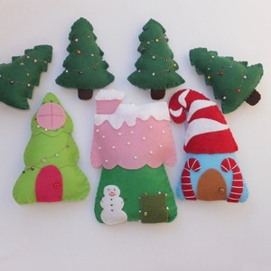 7 darabos téli házikó és fenyőfa dísz - Meska.hu