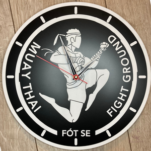 Egyedi logós gravírozott óra, Otthon & Életmód, Dekoráció, Fali és függő dekoráció, Falióra & óra, Gravírozás, pirográfia, MESKA
