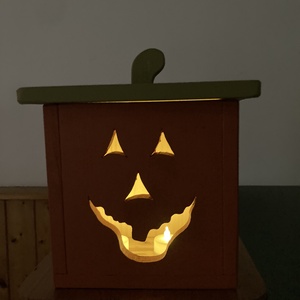 Tök lámpás fából - otthon & életmód - dekoráció - halloween - halloweeni tök és lámpás - Meska.hu