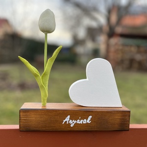 Szív dekoráció tulipánnal - Meska.hu