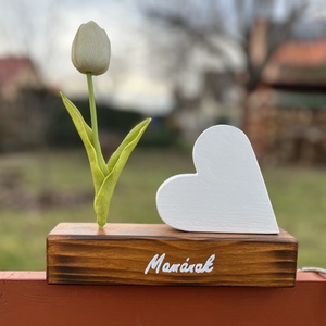 Szív dekoráció tulipánnal - otthon & életmód - dekoráció - asztal és polc dekoráció - asztaldísz - Meska.hu