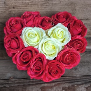 LED-es rózsabox - otthon & életmód - virágdekoráció - virágok - virágbox - Meska.hu