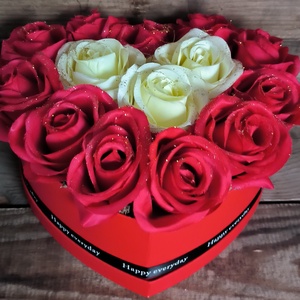 LED-es rózsabox - otthon & életmód - virágdekoráció - virágok - virágbox - Meska.hu