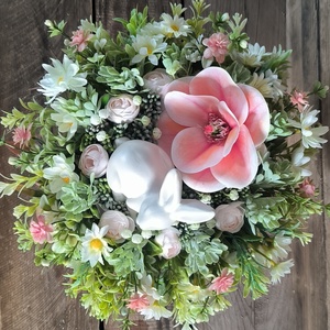 Nyuszis asztaldísz kerámia talpon - ünnepi díszek, dekorációk - húsvéti díszek és dekorációk - húsvéti asztaldíszek - Meska.hu