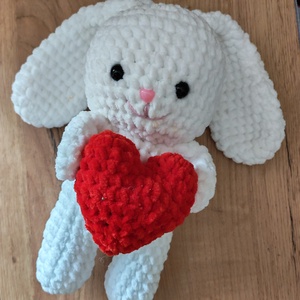 Plüss nyuszi, Játék & Sport, Plüssállat & Játékfigura, Nyuszi, Horgolás, MESKA