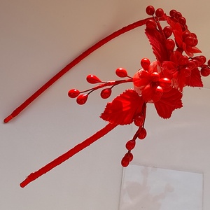 Piros  hajpántos fejdísz  - esküvő - hajdísz - kontydísz & hajdísz - Meska.hu