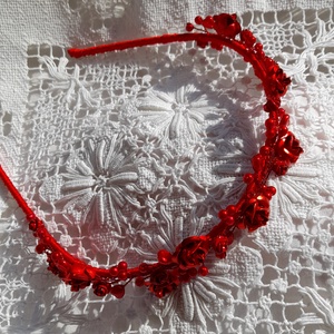 Piros  hajpánt.  - esküvő - hajdísz - hajpánt - Meska.hu