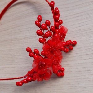 Piros hajpánt.  - esküvő - hajdísz - hajpánt - Meska.hu