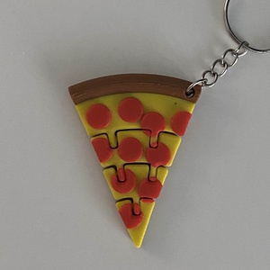 Pizza szelet kulcstartó - táska & tok - kulcstartó & táskadísz - kulcstartó - Meska.hu