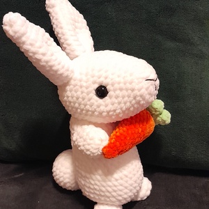 Nyuszi répával - játék & sport - plüssállat & játékfigura - nyuszi - Meska.hu