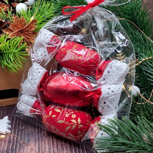 ÚJ! Textil szaloncukor csomagolva - többféle, piros színek 3 db/cs - karácsony - karácsonyi lakásdekoráció - karácsonyfadíszek - Meska.hu