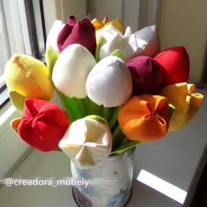 Anyák napi textil tulipán csokor 12 szál/csokor, örök csokor, Otthon & Lakás, Dekoráció, Virágdísz és tartó, Csokor & Virágdísz, Varrás, MESKA