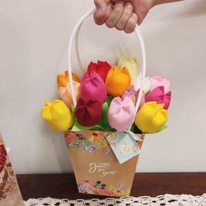 Textil tulipánok táskában - Meska.hu