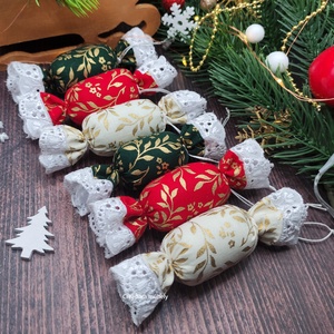 Textil szaloncukor, klasszikus karácsonyi színek - többféle 6 db/cs - karácsony - karácsonyi lakásdekoráció - karácsonyfadíszek - Meska.hu