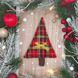 Karácsonyfa függő dísz, textil fenyőfa piros-arany kockás - karácsony - karácsonyi lakásdekoráció - karácsonyi lakásdíszek - Meska.hu